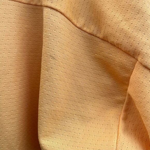 Vintage Nike Men's Long Sleeve Yellow T-Shirt Size L Sports Activewear - Picture 11 of 11